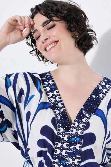 Ulla Popken 852314 Uzorkovana haljina Bijela - Midi haljine - Ženske midi haljine plus size