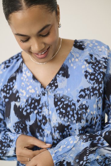 Kaffe Curve Aliana Dress Blue Flower Animal - Midi haljine - 