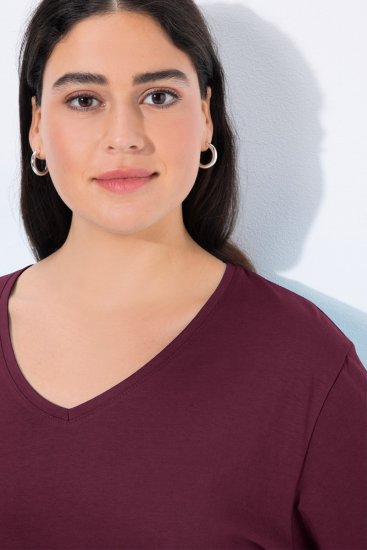 Ulla Popken Back To Basics V-Neck Relaxed Fit Cotton Tee Dark Berry - Majice - Ženske majice kratkih rukava