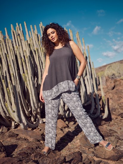 Ulla Popken Mosaic Print Elastic Waist Pants Black - Traperice & Hlače u Velikim Veličinama – Plus Size - 