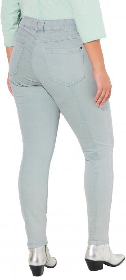 Ulla Popken Slim Leg Light Wash Jeans Light Moss Light Moss Green - Traperice & Hlače u Velikim Veličinama – Plus Size - 
