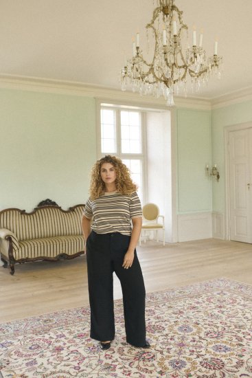 Kaffe Curve Lizzy Prugasti pulover Bež/Crna - Tiskana majica za žene - 