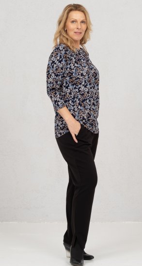 Scandinavian Caramel Tiny Flower Petals Blouse Light Blue - Tiskana majica za žene - 