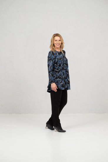 Scandinavian Caramel Swirls Tunic Blue - Tiskana majica za žene - 